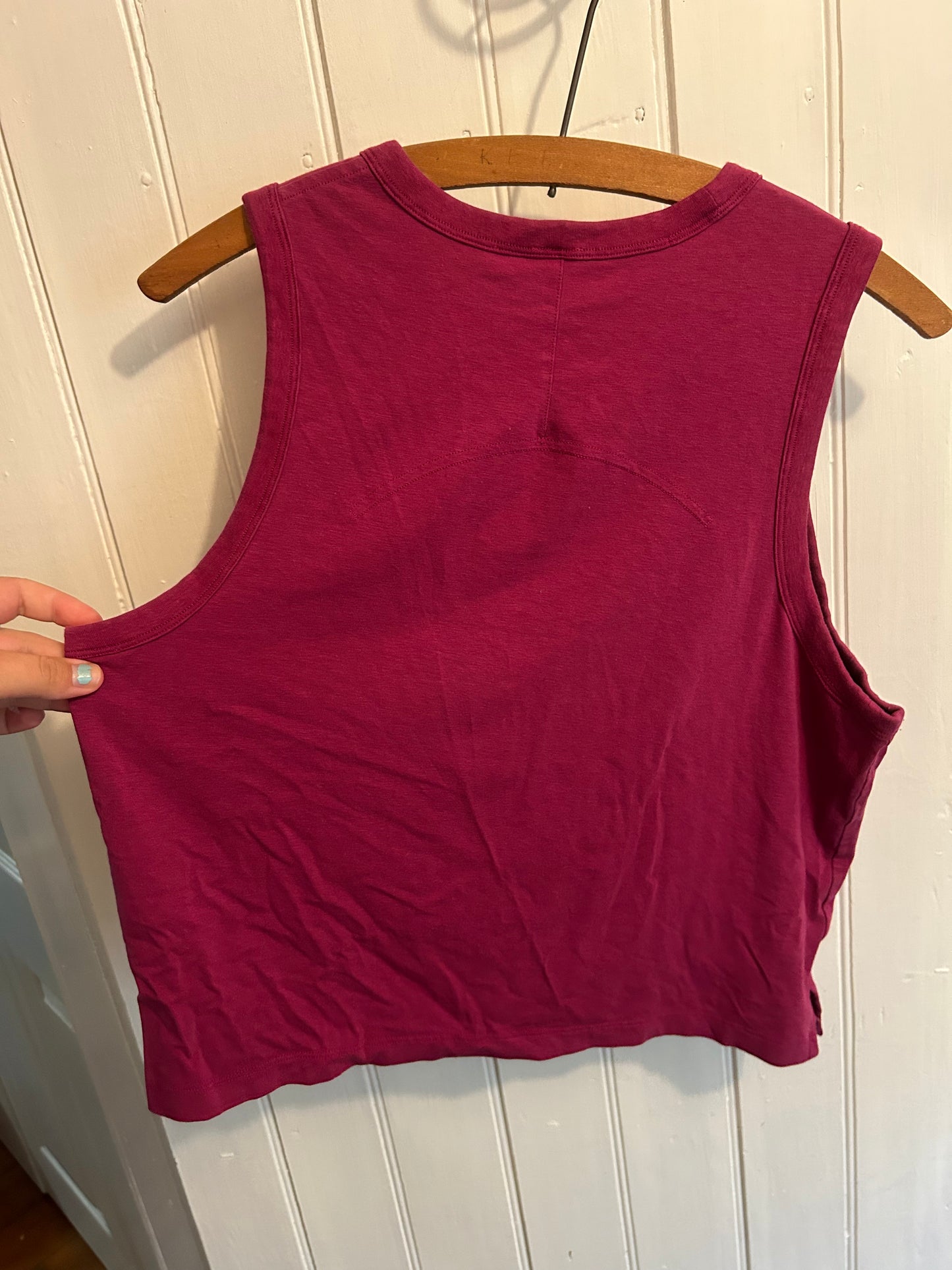Lululemon medium pink cropped tank top
