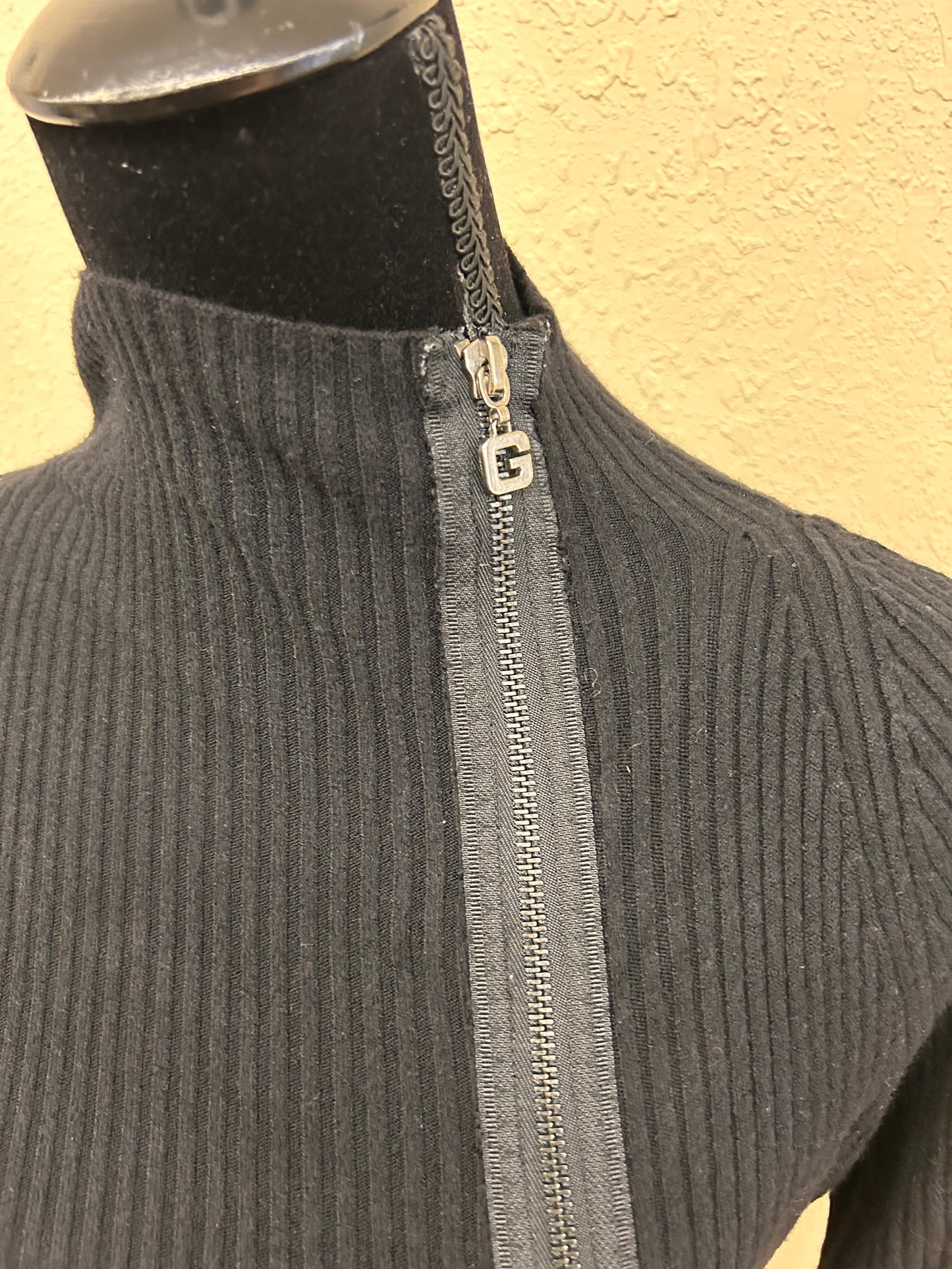 Guess jeans medium black ribbed zip up turtleneck shirt