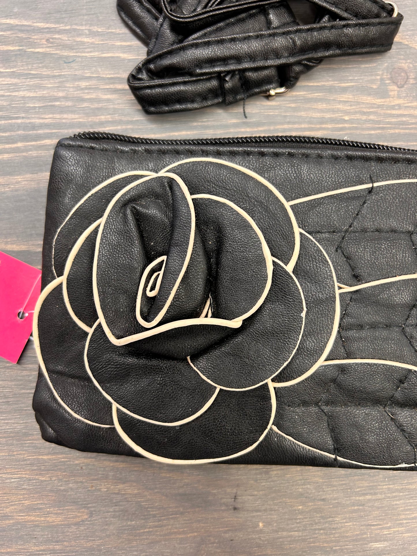 NEW Fashion Accessories Black Flower crossbody purse