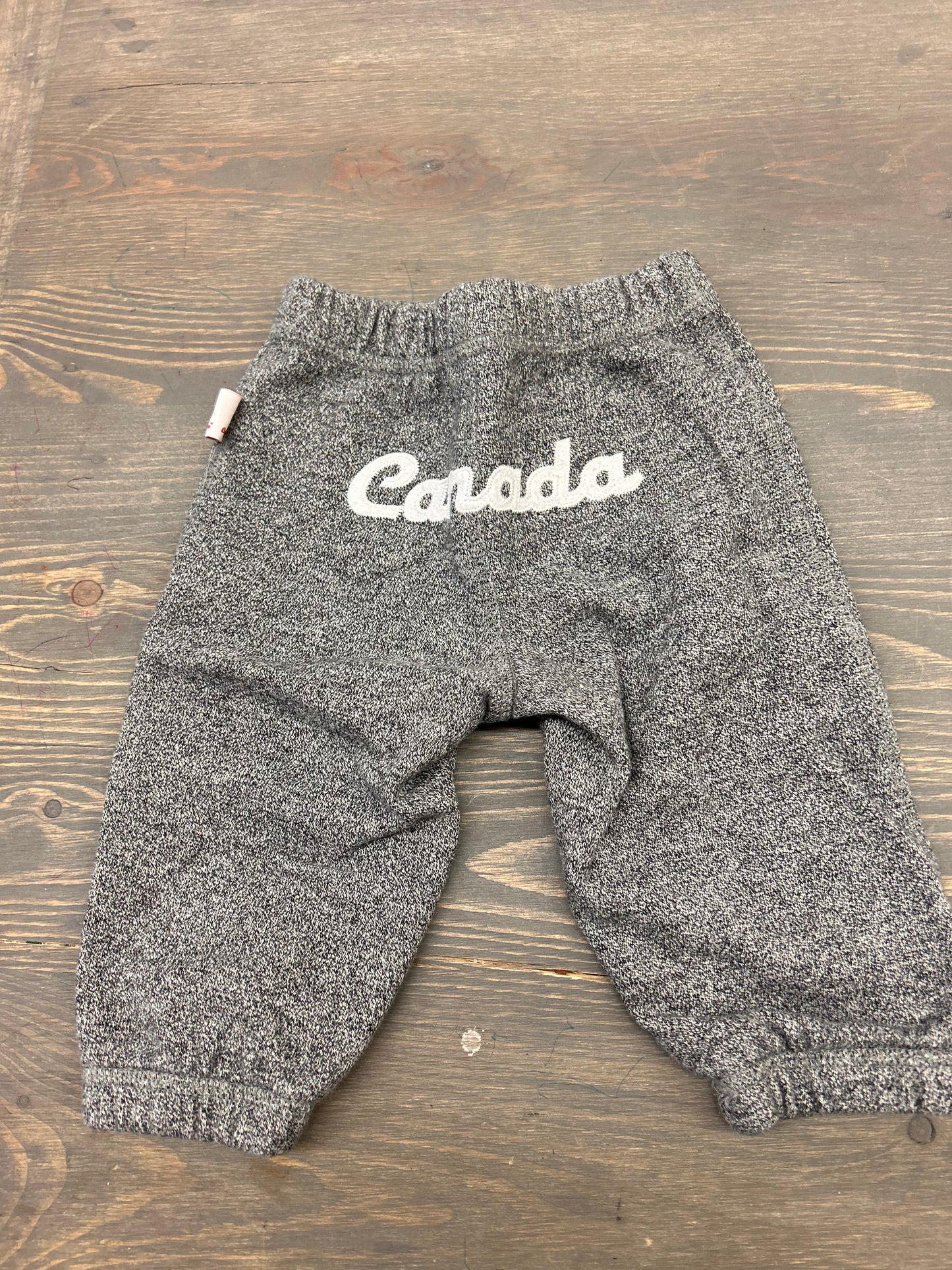 Canadian 6/12m grey joggers