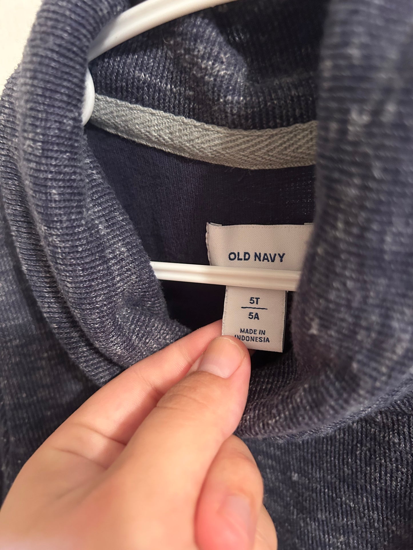 Old navy 5t navy cowl neck sweater