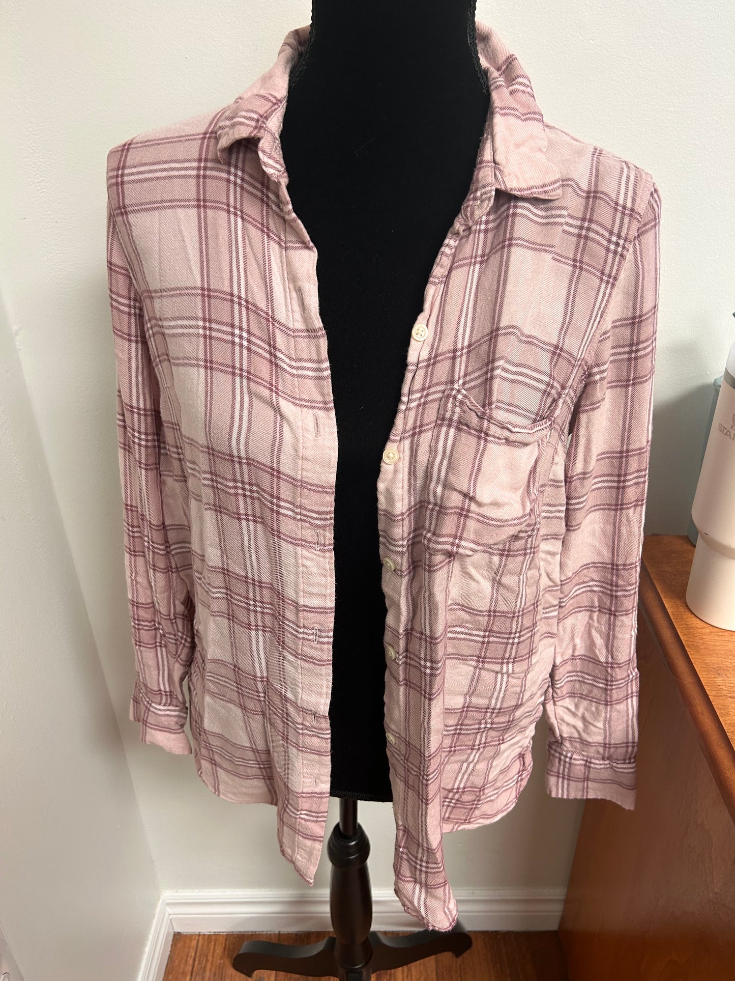 Old navy medium pink flannel