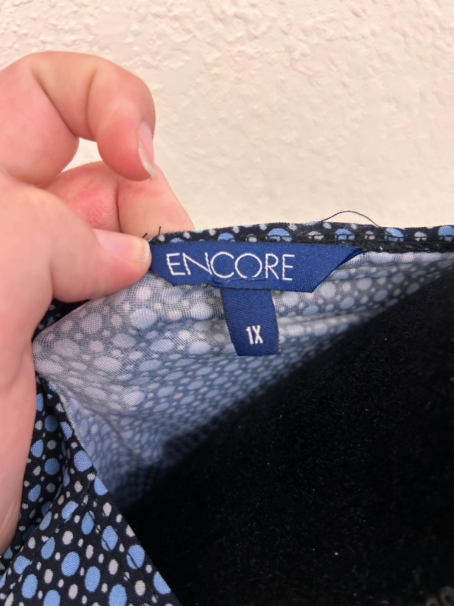 Encore 1x blue polka dot wrap style blouse