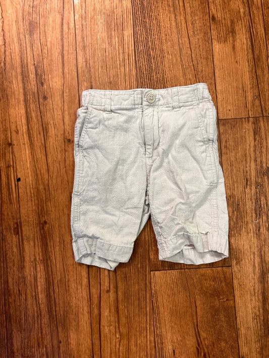 Gap 6 off white Shorts