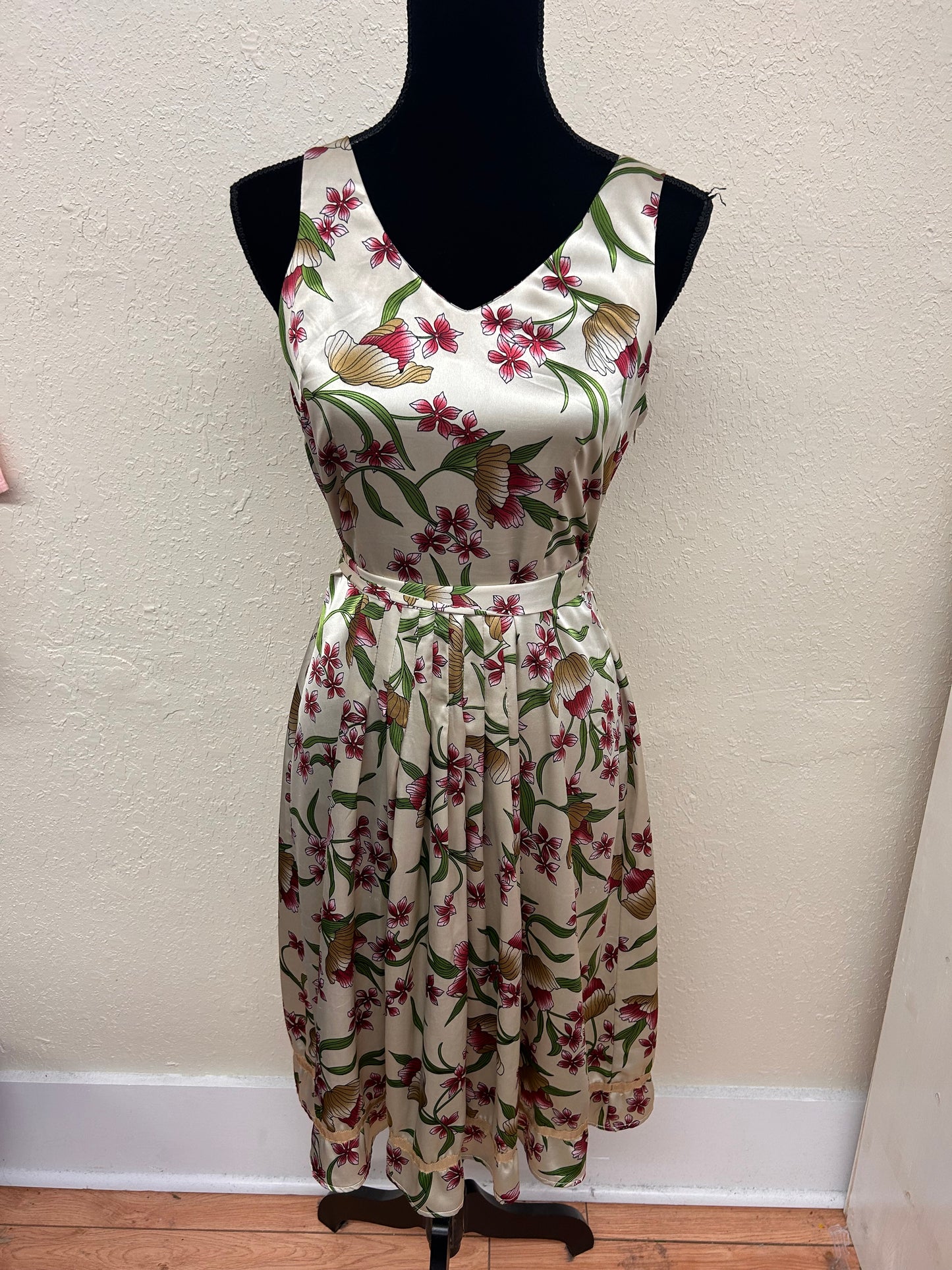 Reitmans small silk midi dress