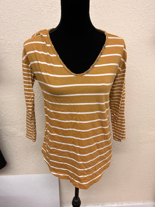 Maurcies small yellow striped vneck shirt