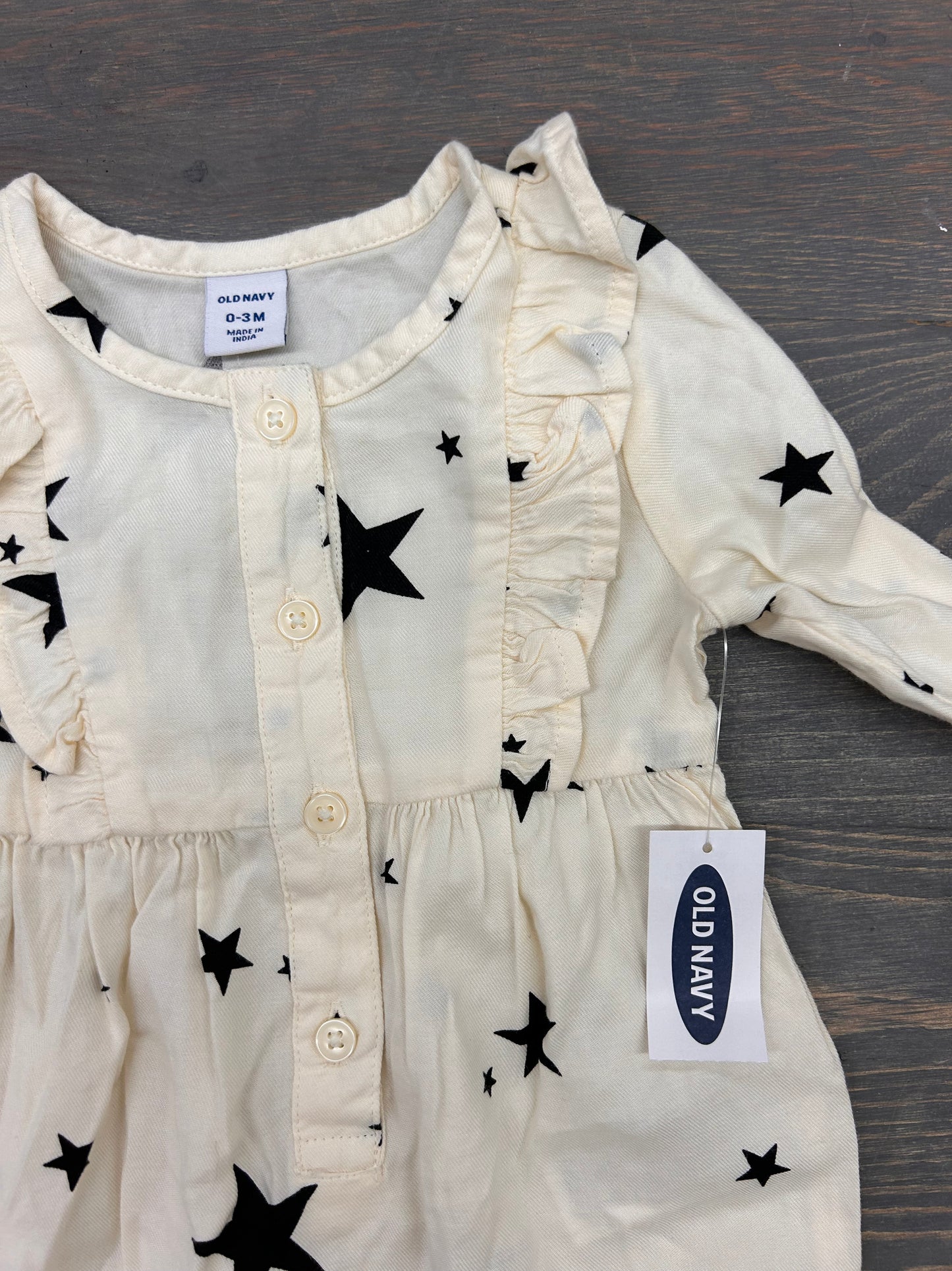 NEW old navy 0/3m black & white star romper