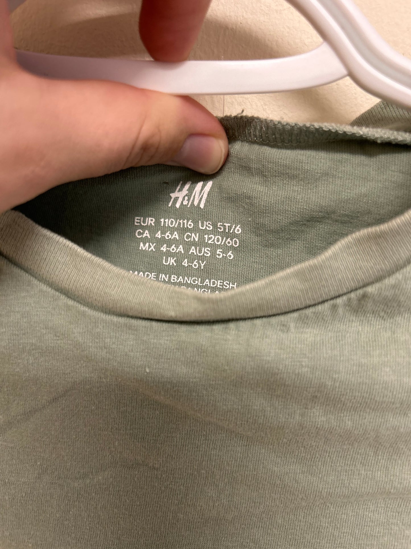 H&M 5/6 sage green T-shirt