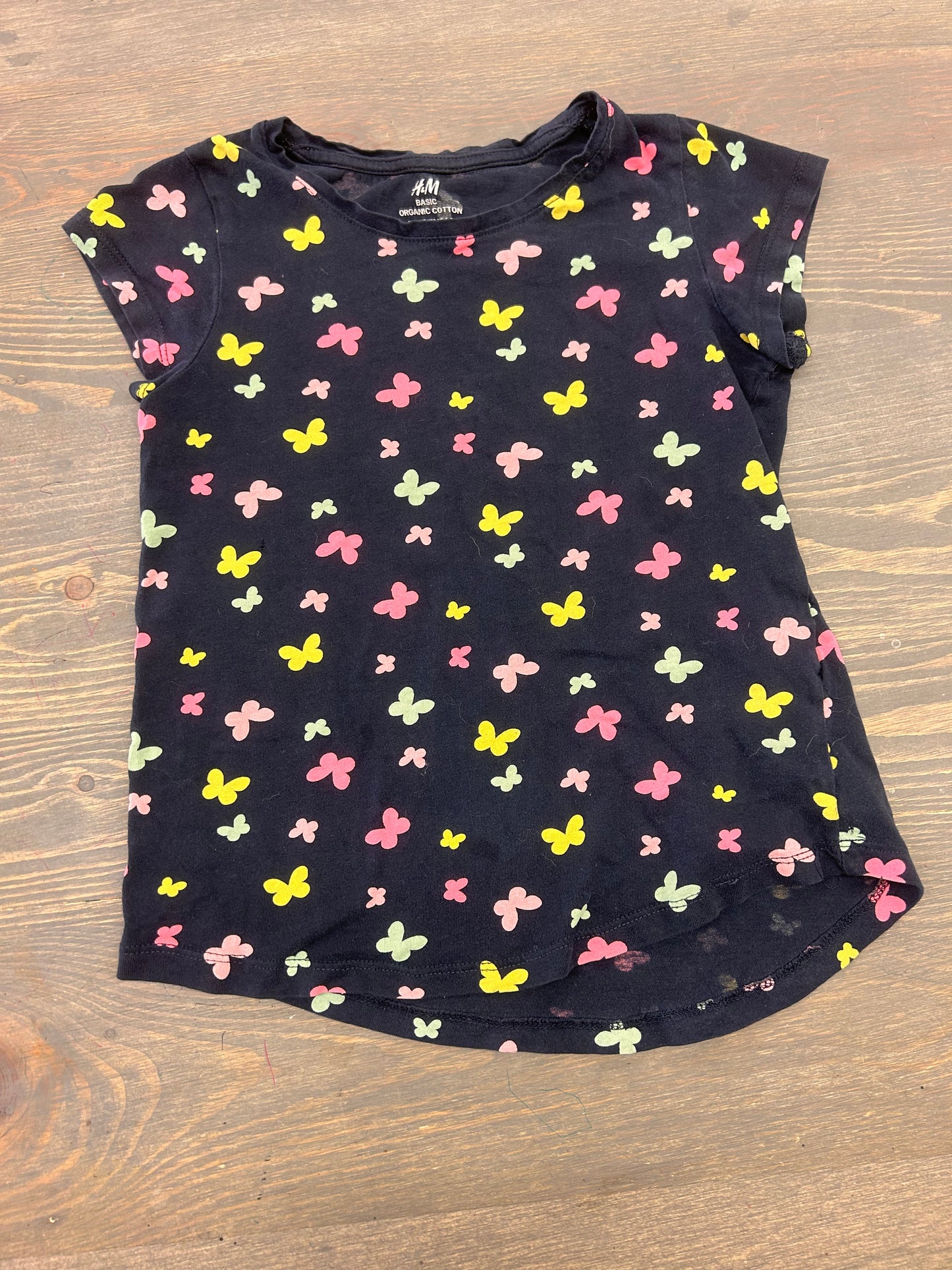 H&M 6/8 butterfly T-shirt