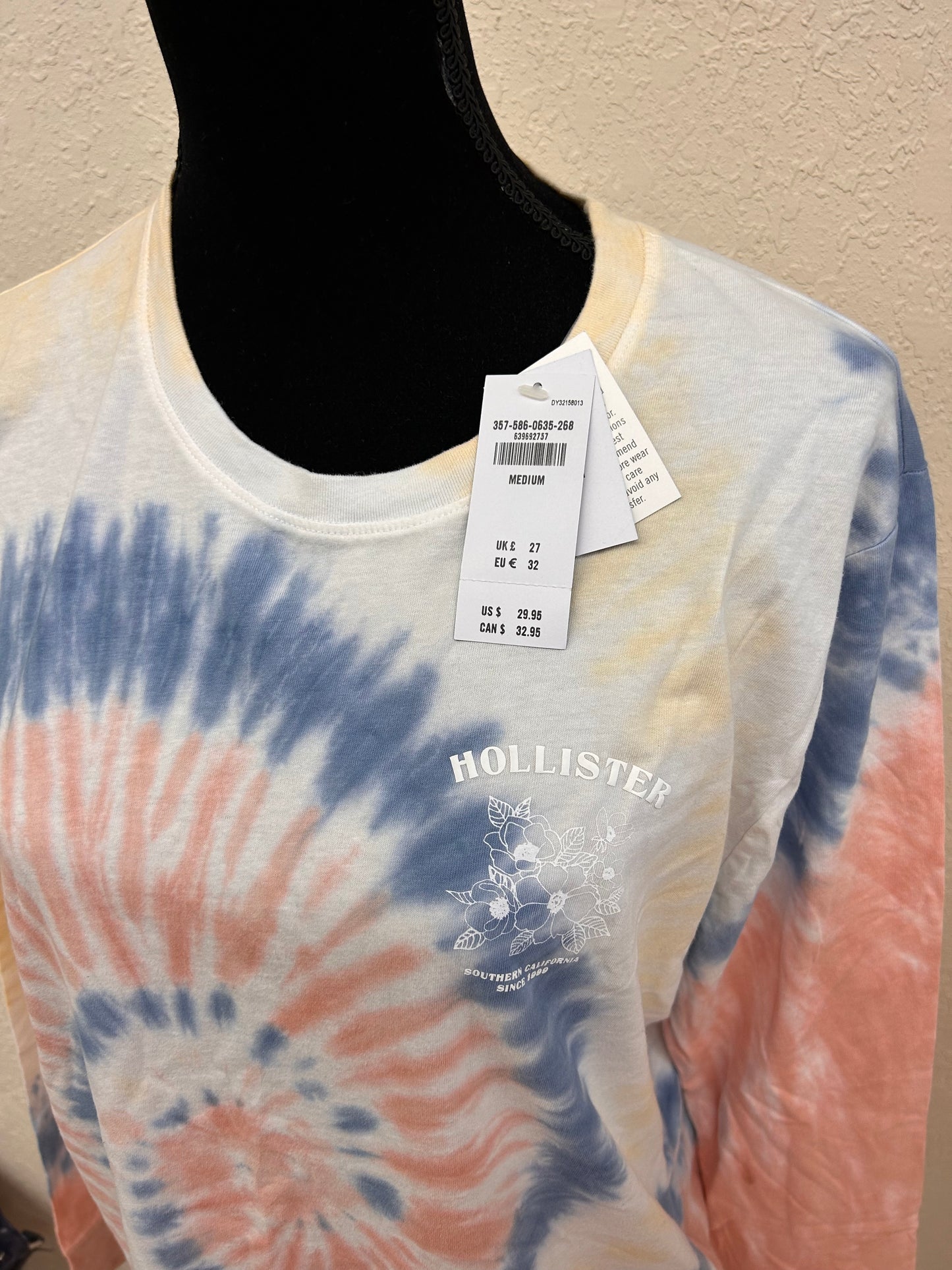 NEW Hollister medium tie dye shirt