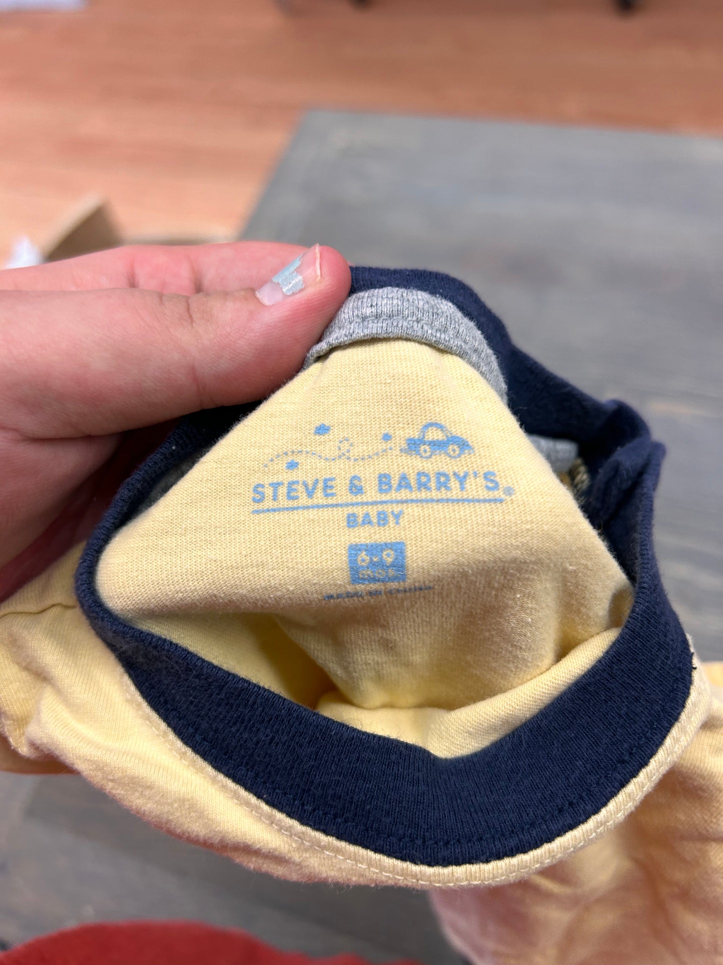 Steve & Barry’s 6/9m yellow onesie