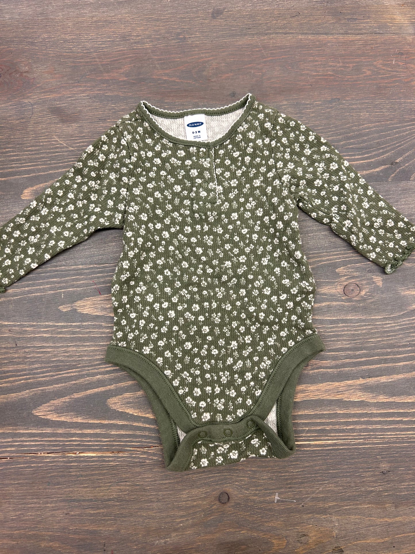 Old navy 0/3m green floral onesie