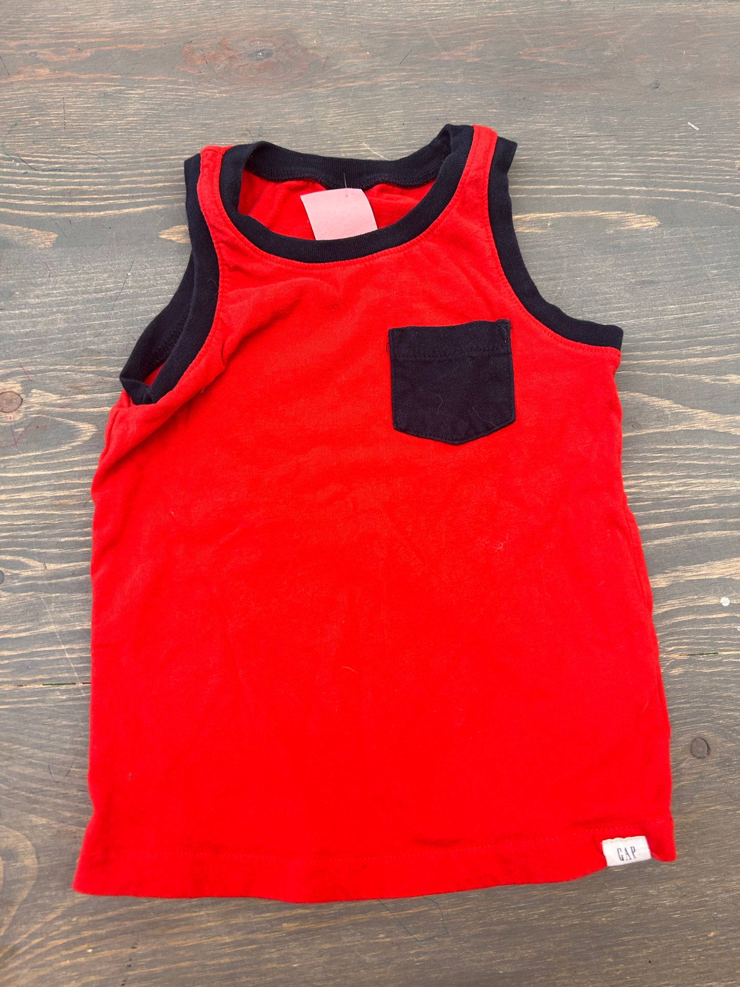 Gap 3t red tank