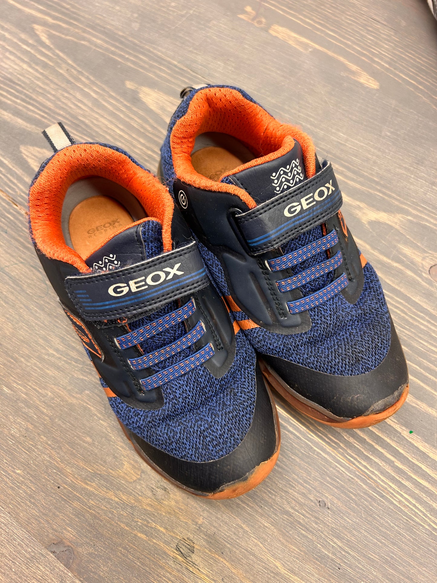 GEOX little boys 12.5 blue & orange runners