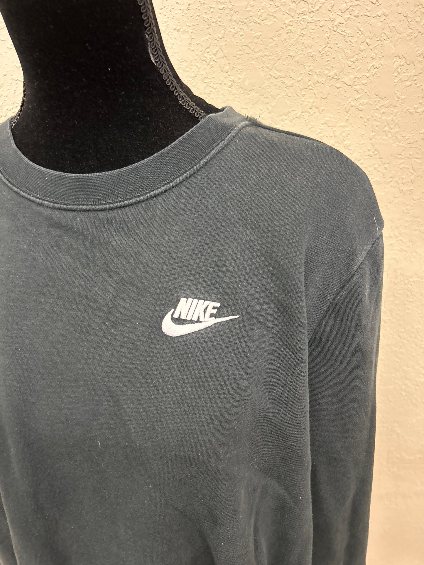 Nike xl black sweater