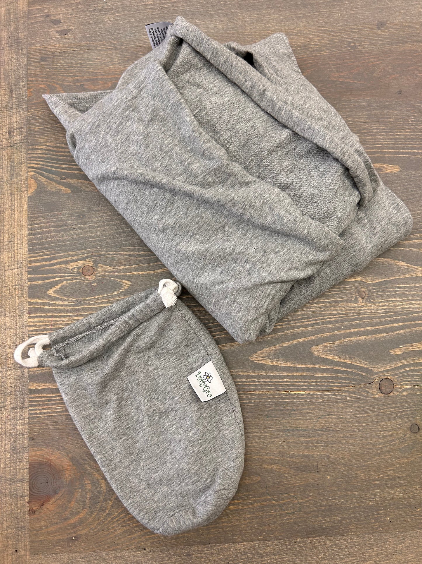 Daisy Gro grey stretchy wrap