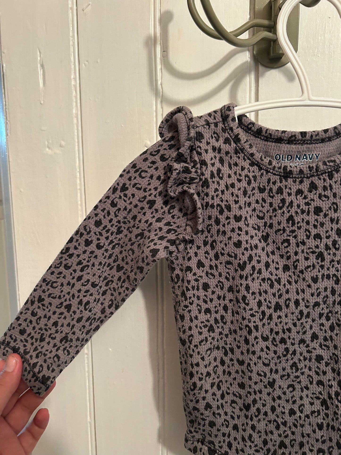 Old navy 12/18m grey cheetah onesie
