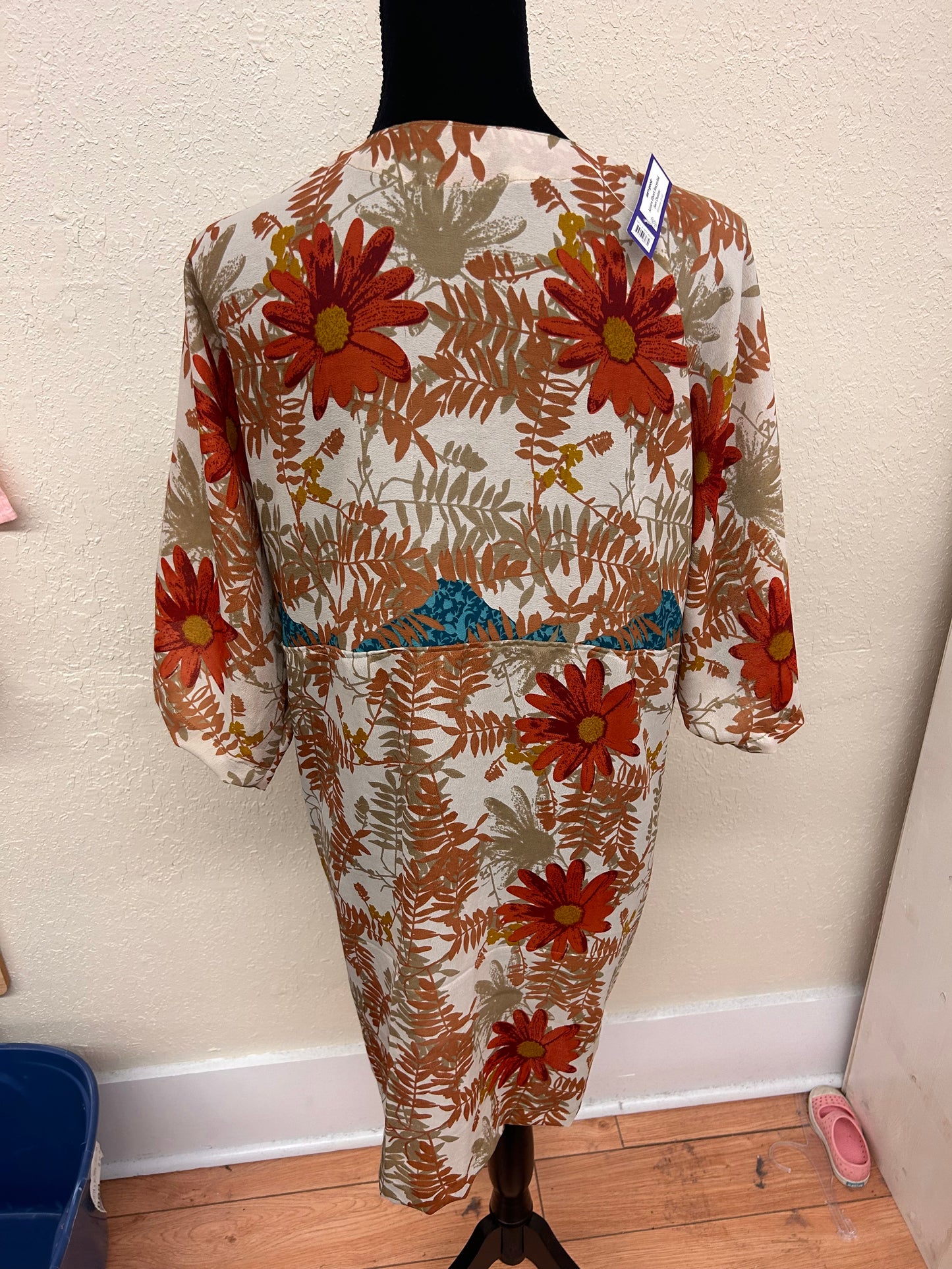 NEW Darn good OS floral kimono