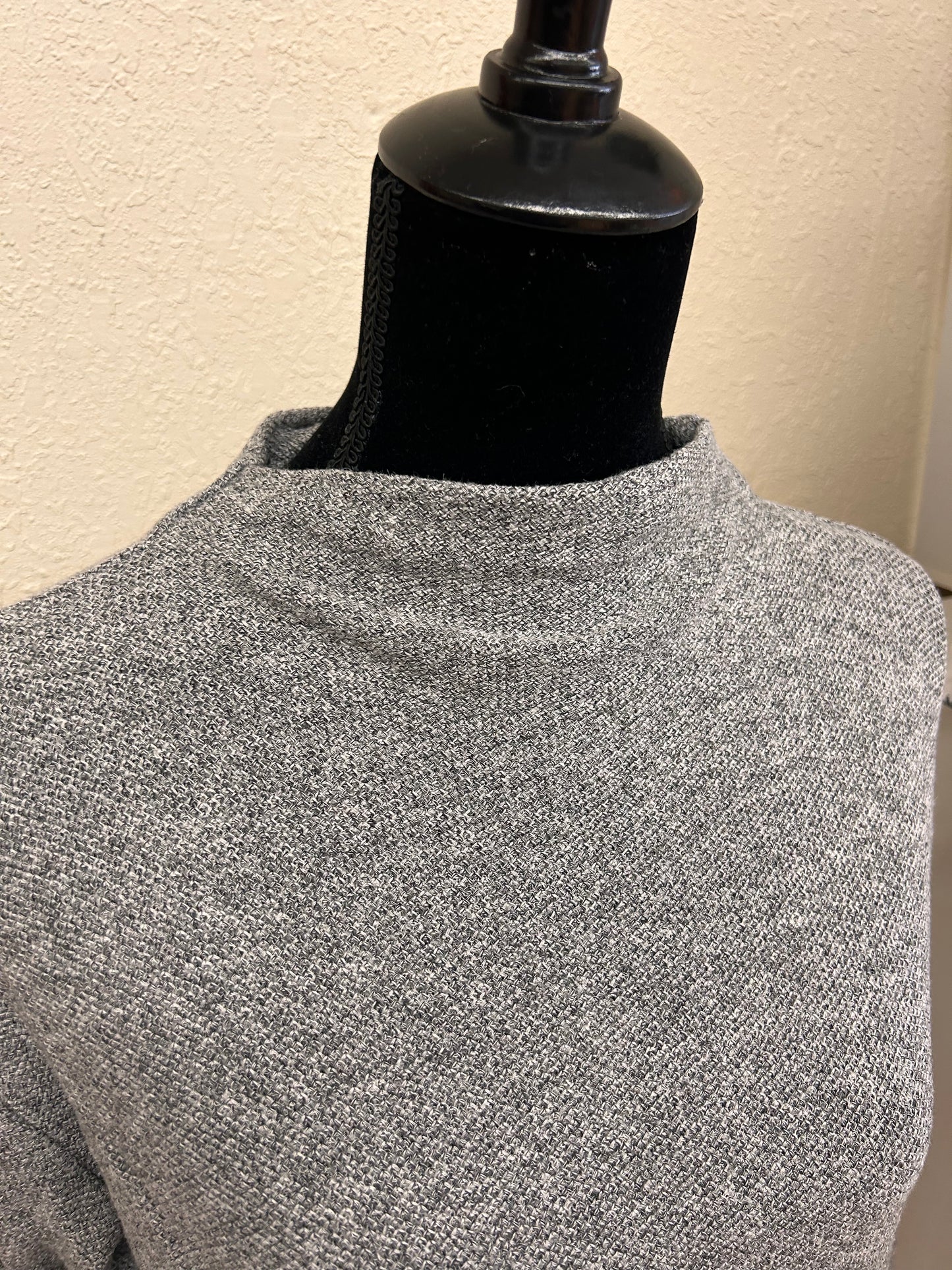 Old navy small grey turtleneck shirt