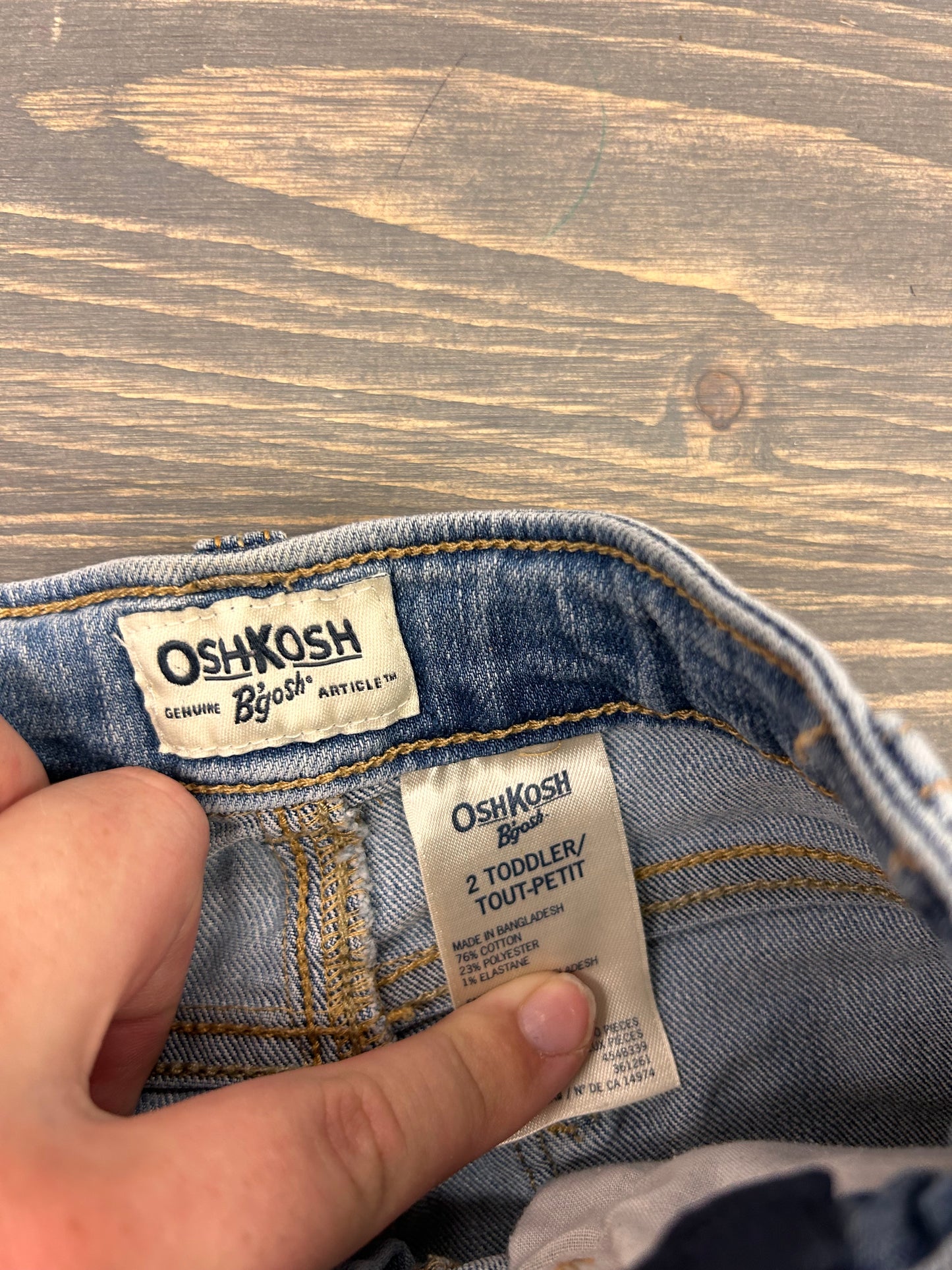 Oshkosh 2t light wash modest denim shorts