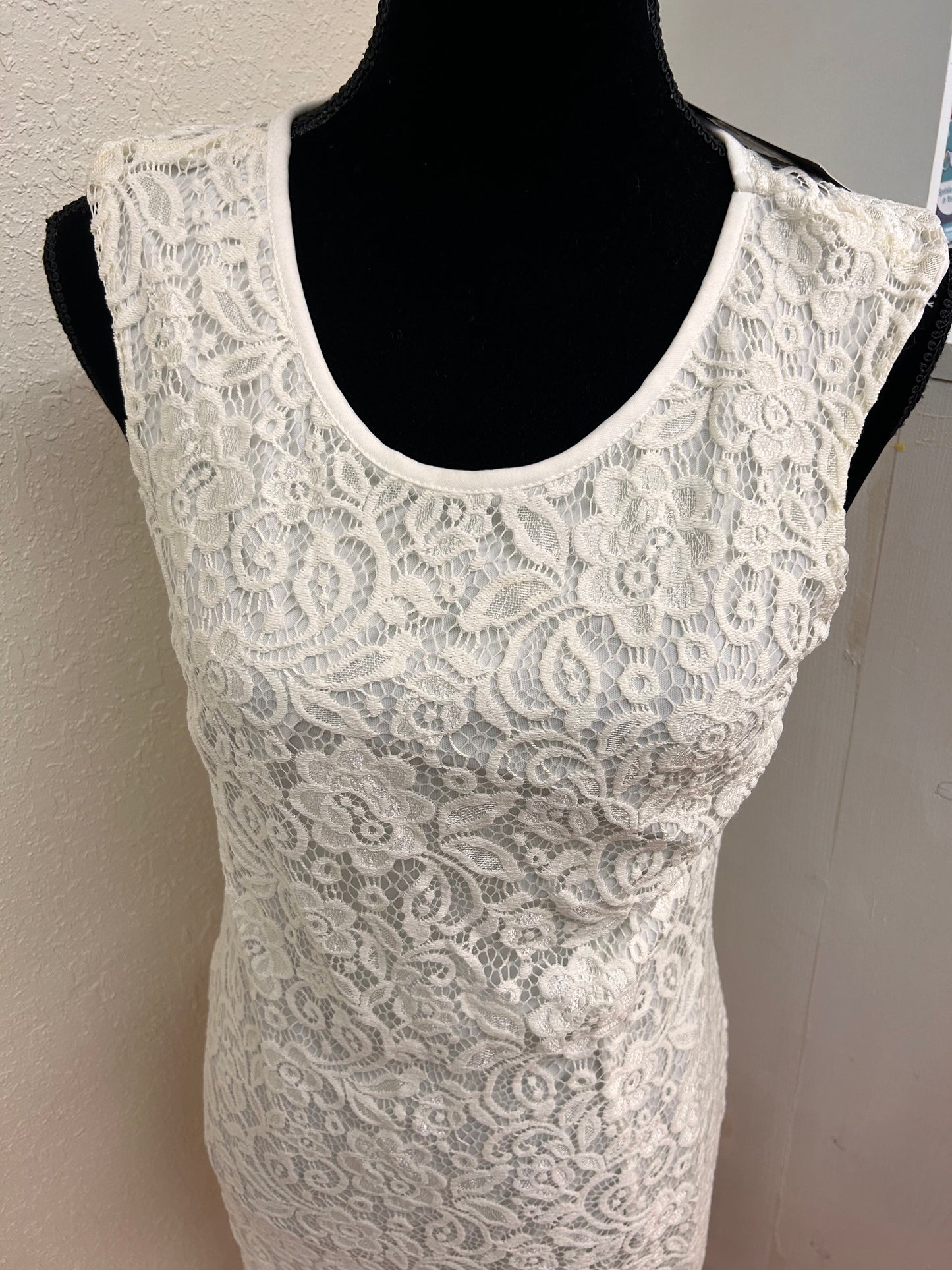 NEW Lori Michaels medium white lace mini dress