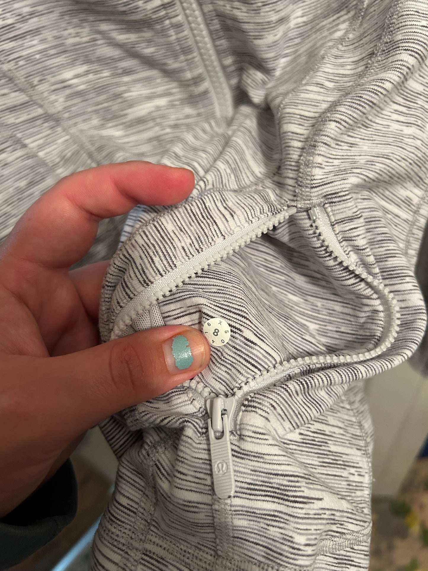 Lululemon 8 grey lightweight zip up sweater