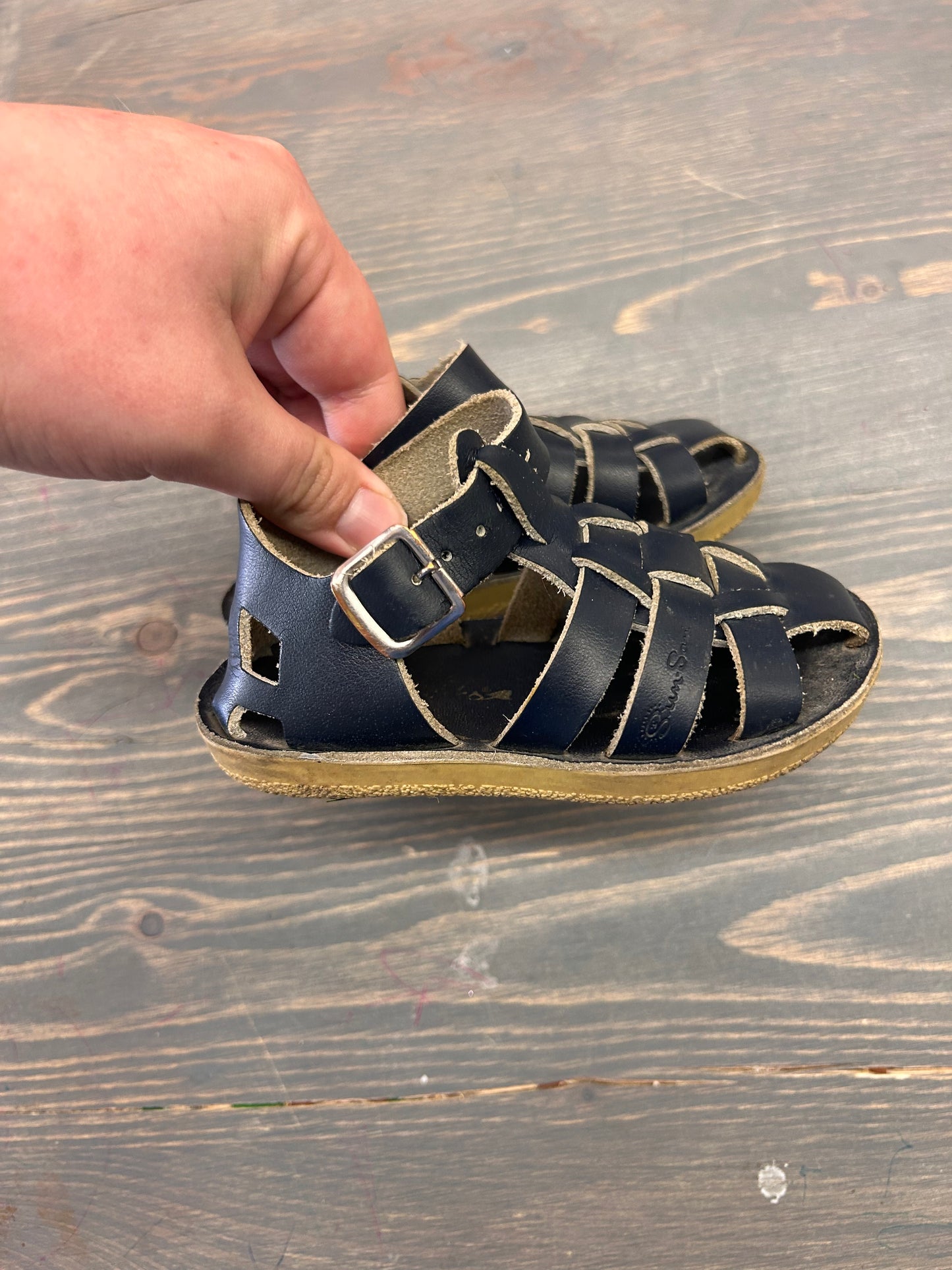 Saltwater 6 navy blue sandals