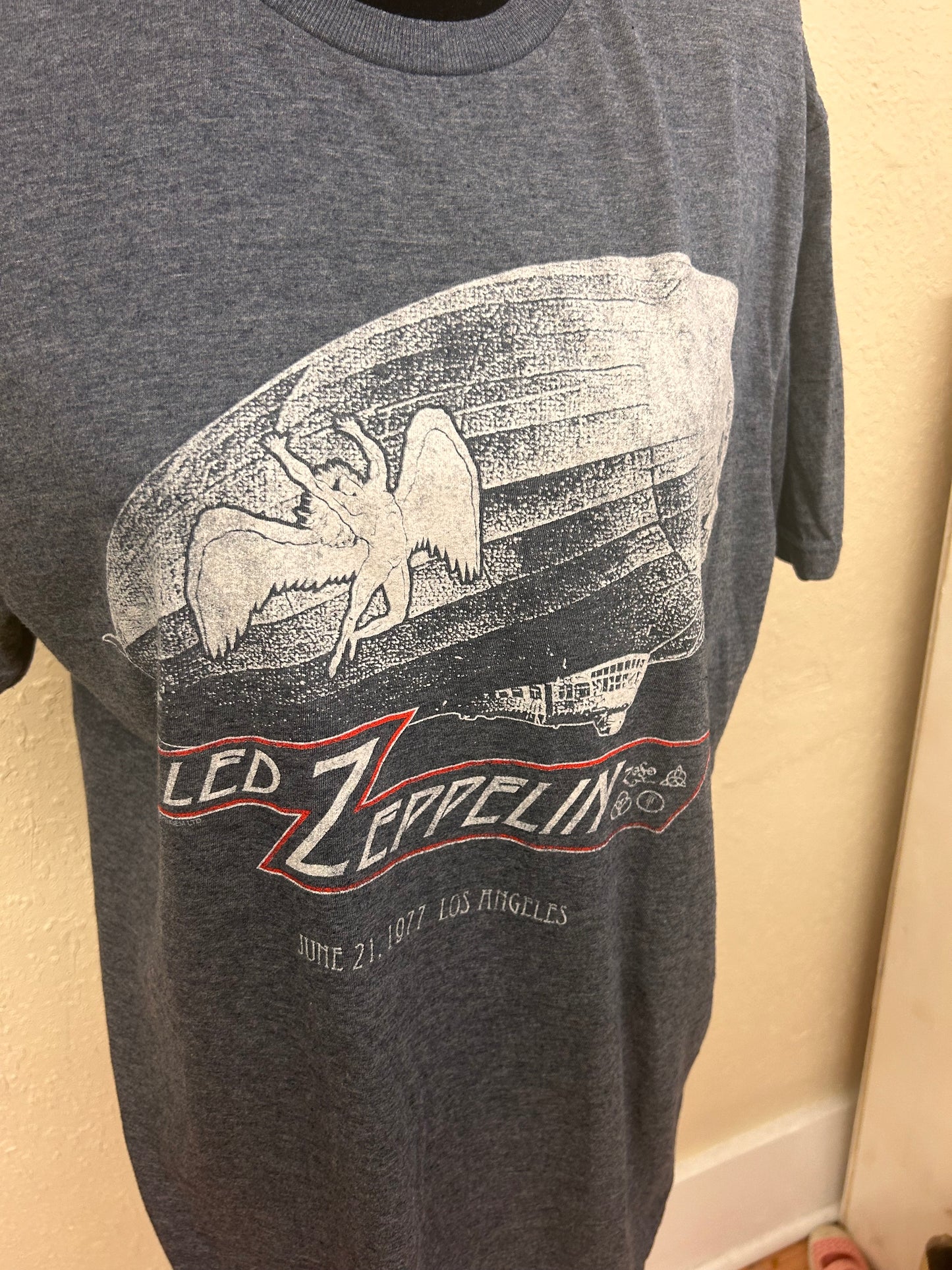 Led zeppelin large graphic T-shirt