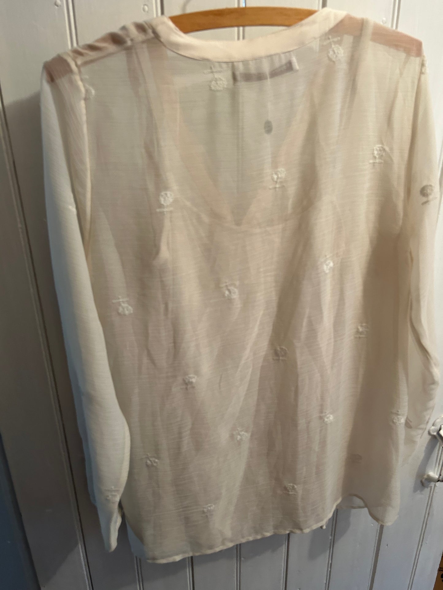 Soyaconcept medium white sheer floral blouse & tank set