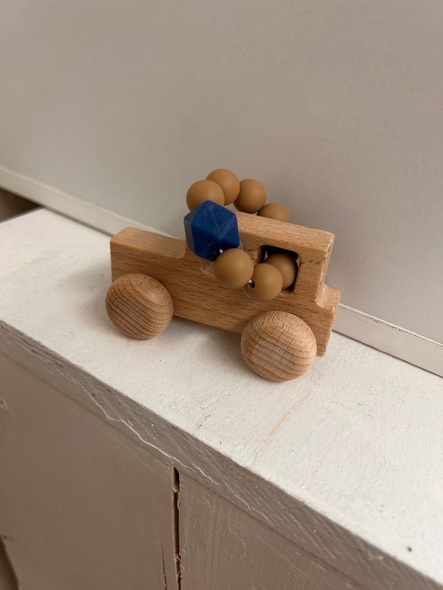 Wooden teether vehicles