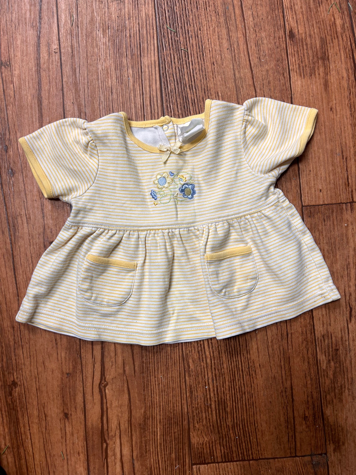 Vintage sears 12m yellow floral top