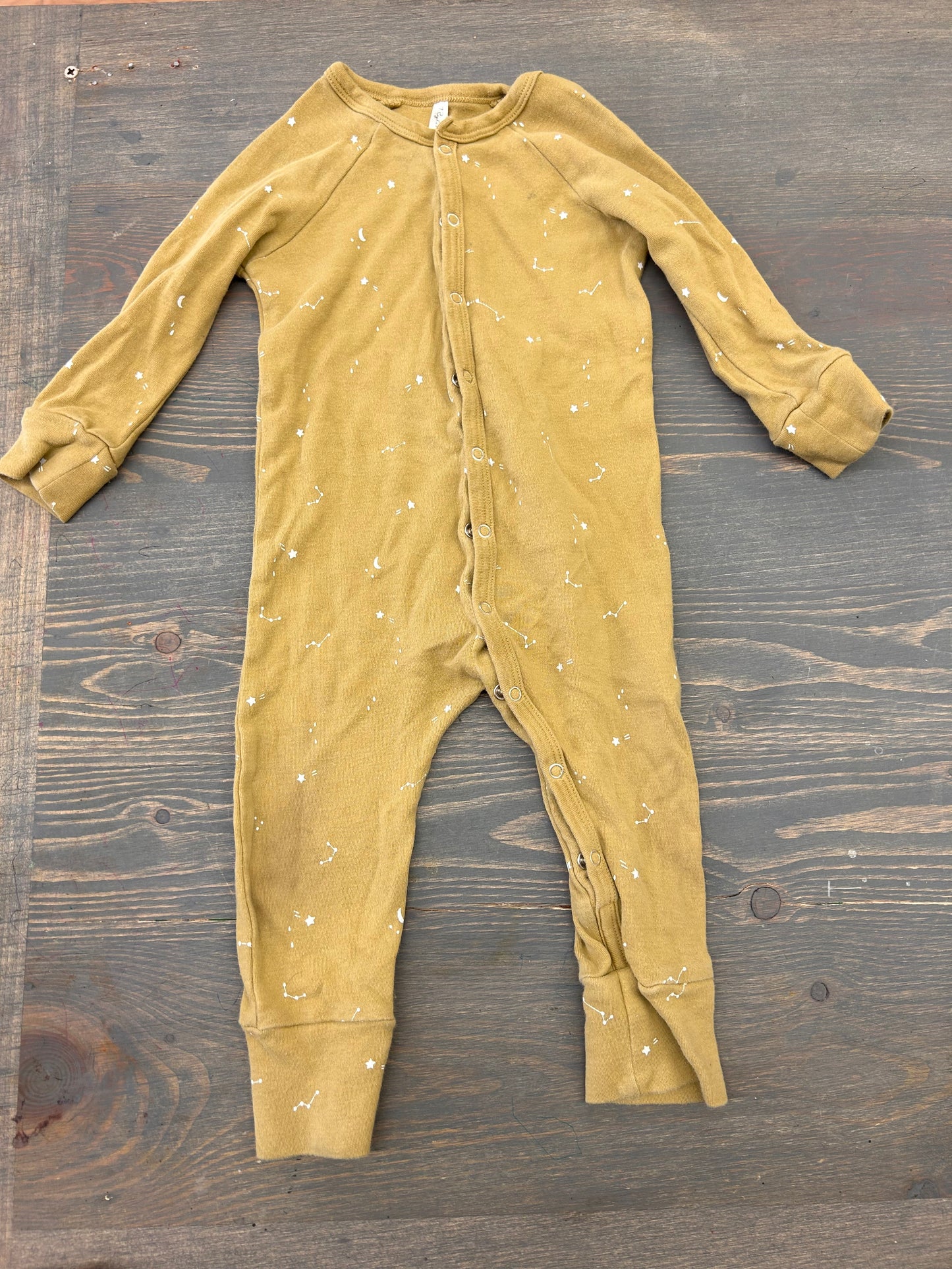 Rylee & cru 12/18m yellow star sleeper