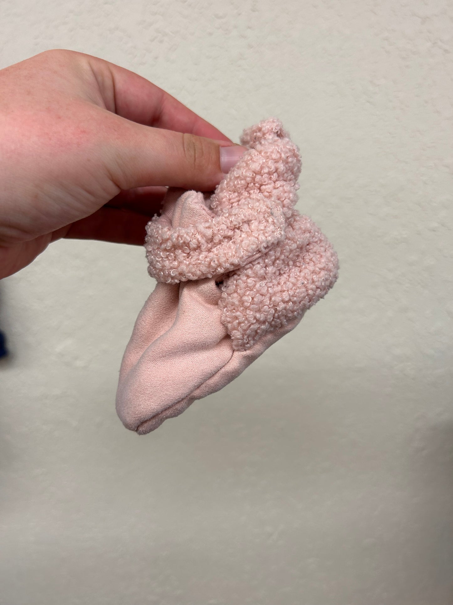 Carters 0/6m pink Sherpa booties