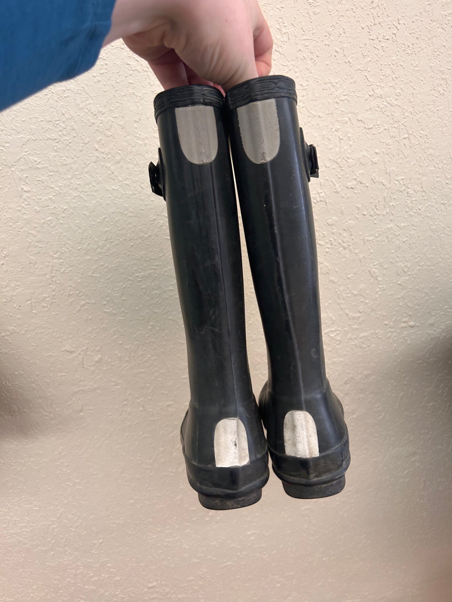 Hunter kids 13 black rain boots