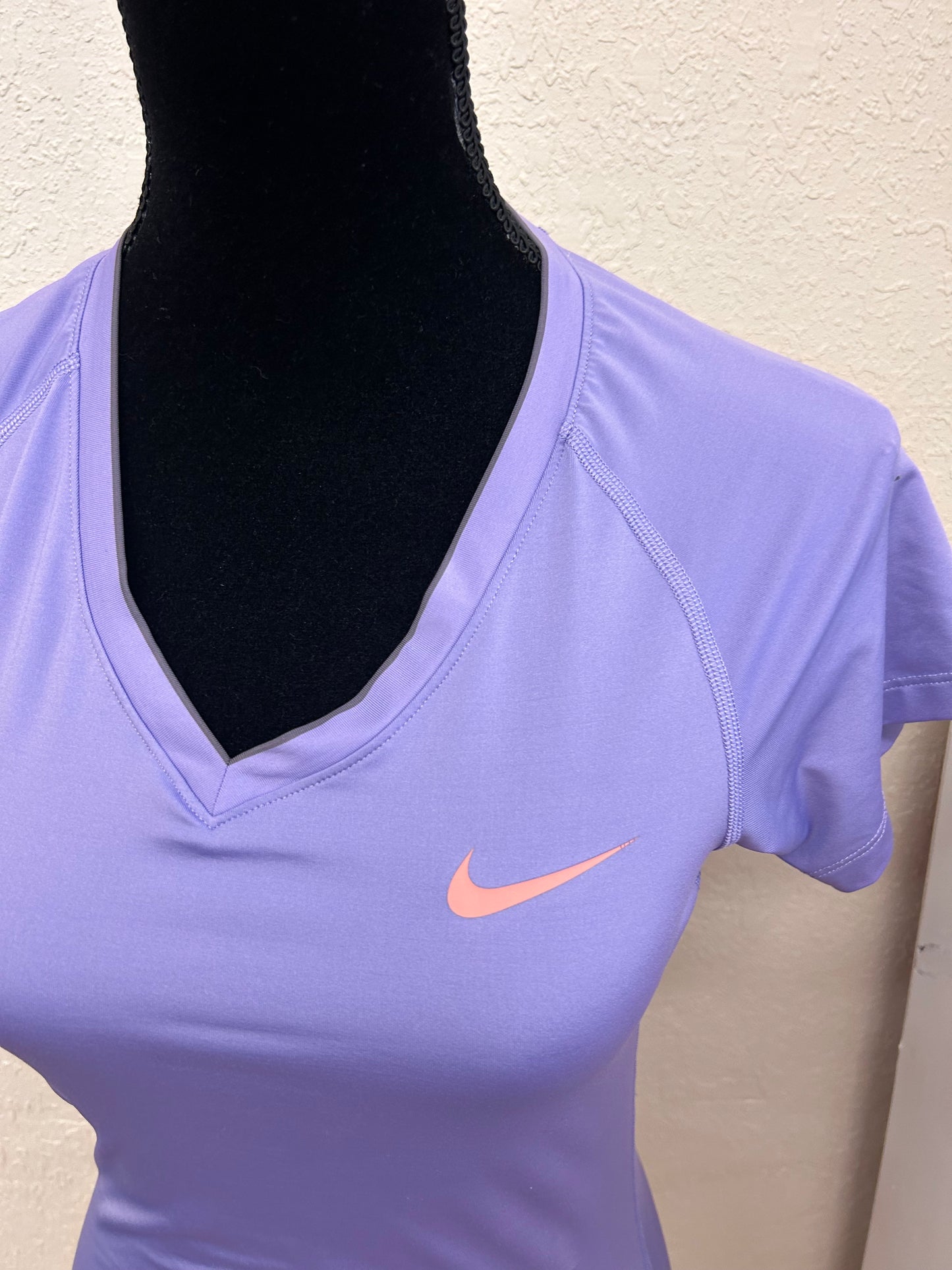 Nike small purple vneck T-shirt