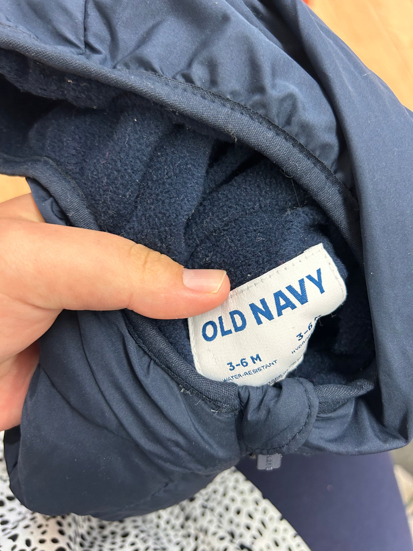 Old navy 3/6m navy blue snowsuit