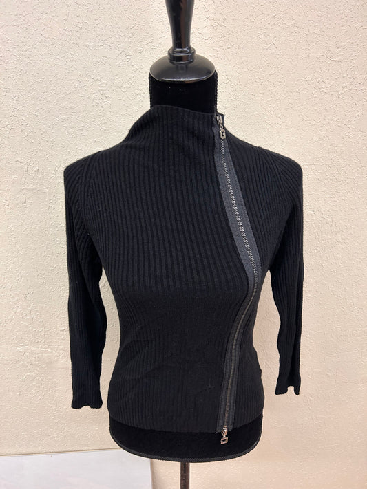 Guess jeans medium black ribbed zip up turtleneck shirt