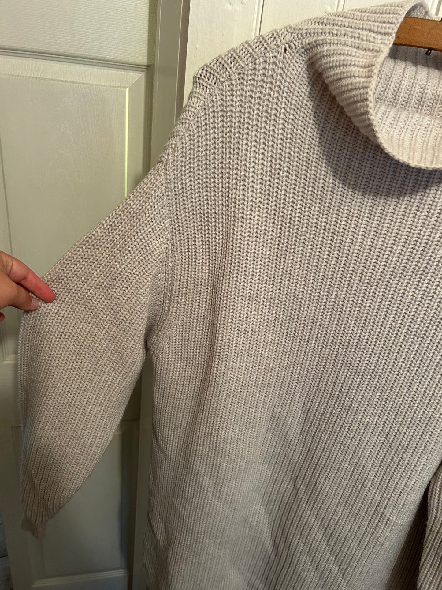 Wilfred Aritzia medium grey turtleneck knit tunic