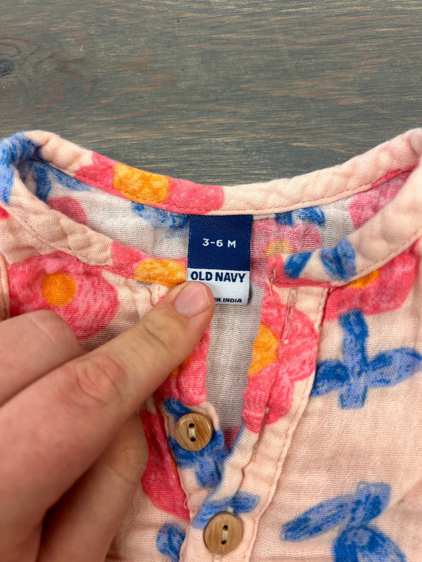 Old navy 3/6m pink & blue floral romper