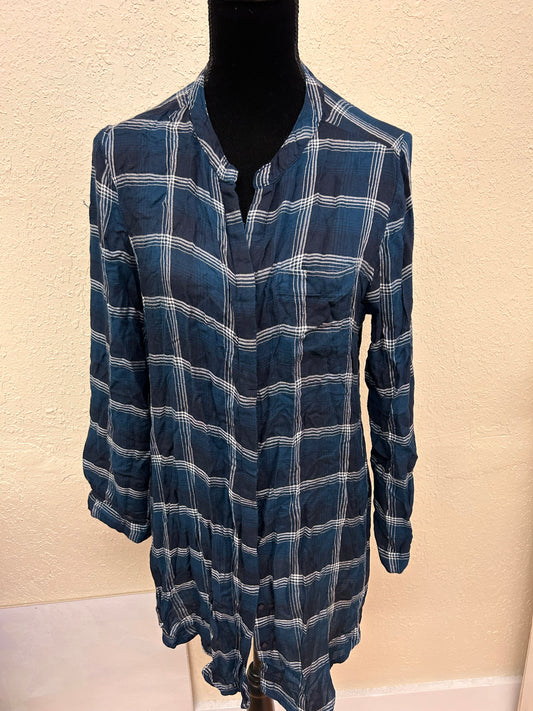 Paparazzi medium blue plaid button up tunic