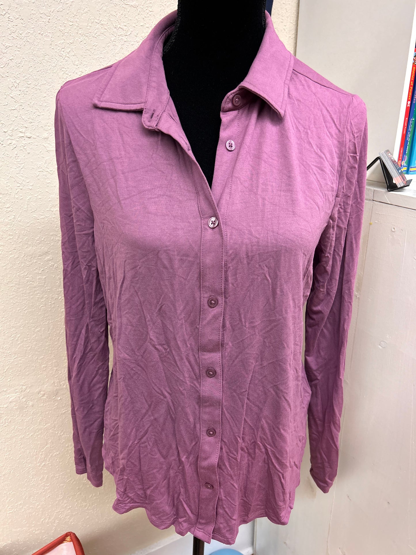 Reitmans large purple button up shirt