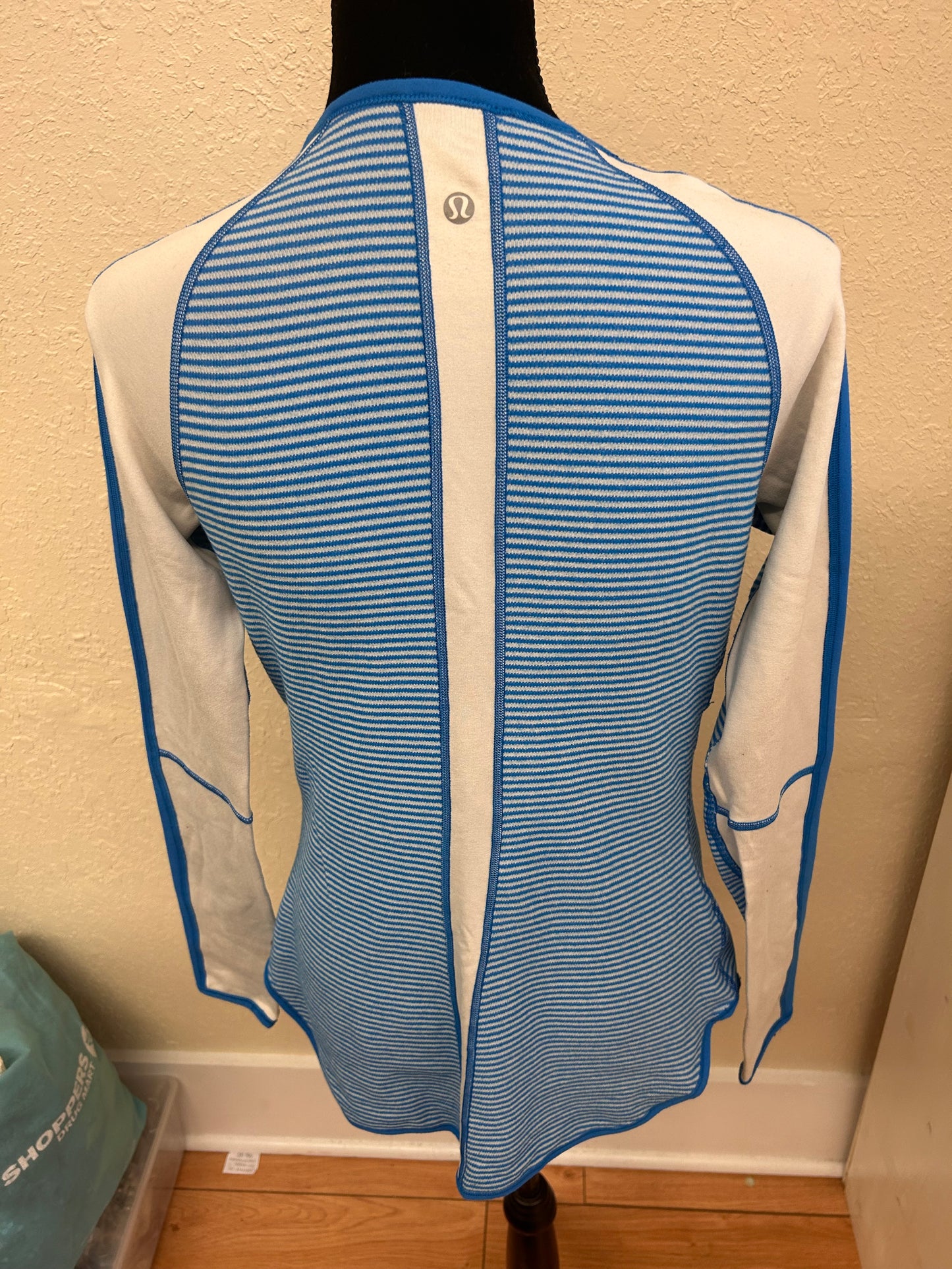 Lululemon 12 blue striped reversible long sleeve shirt