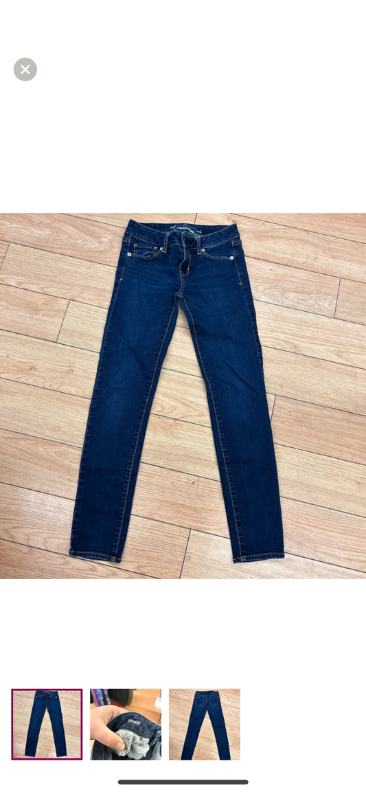 American eagle 0 short dark wash skinny jeans