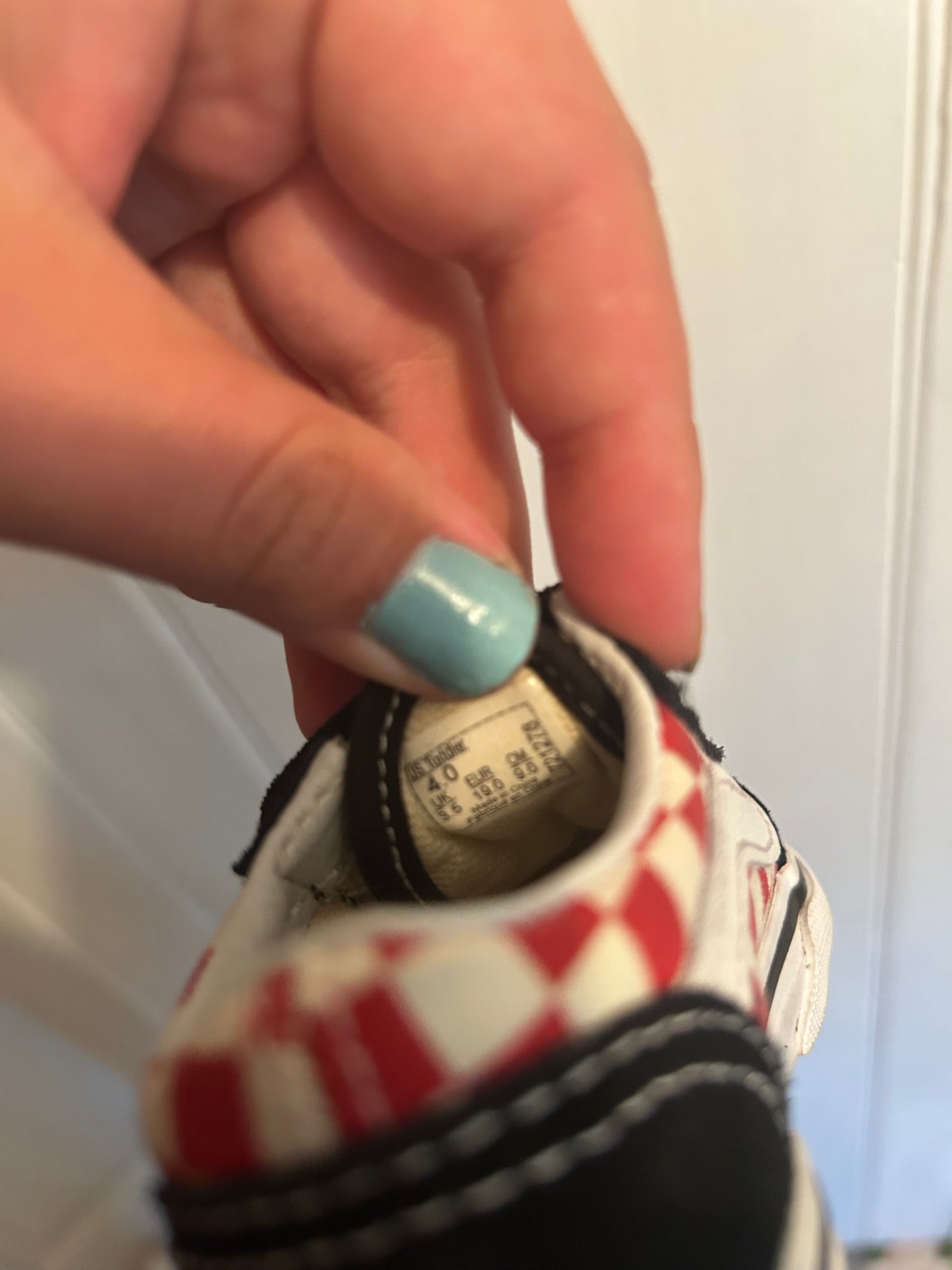 Vans infant 4 red checkered sneakers