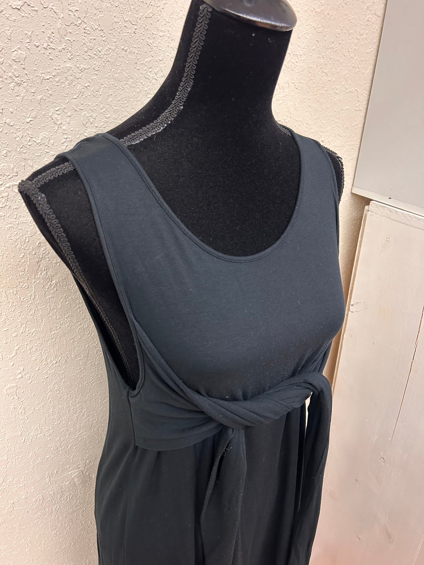 Press dress large black sleeveless dress