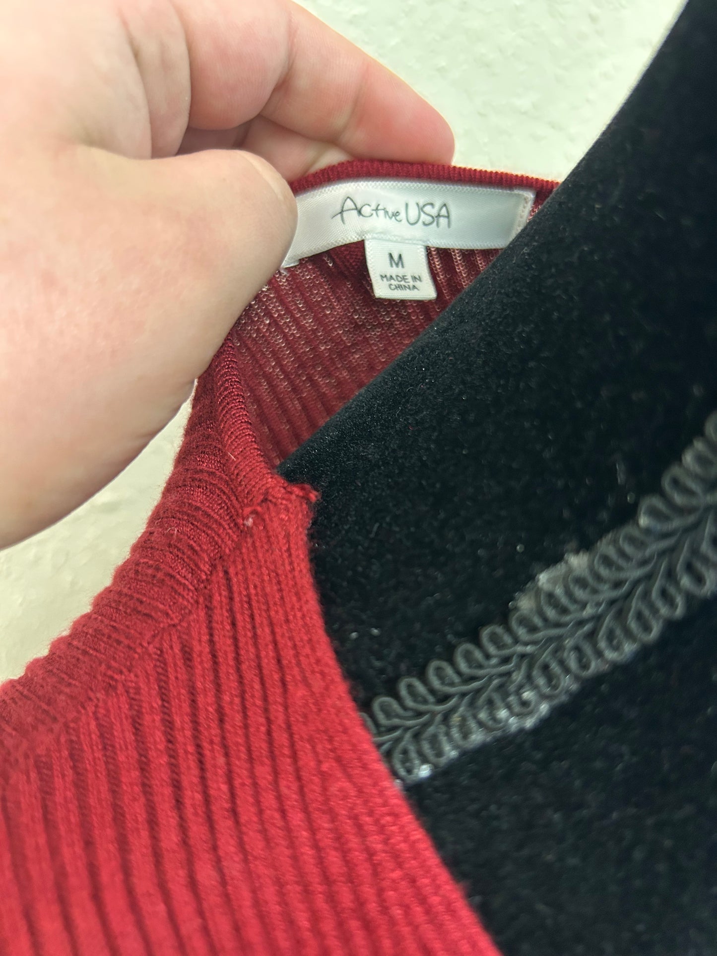 Active USA medium red ribbed sweater