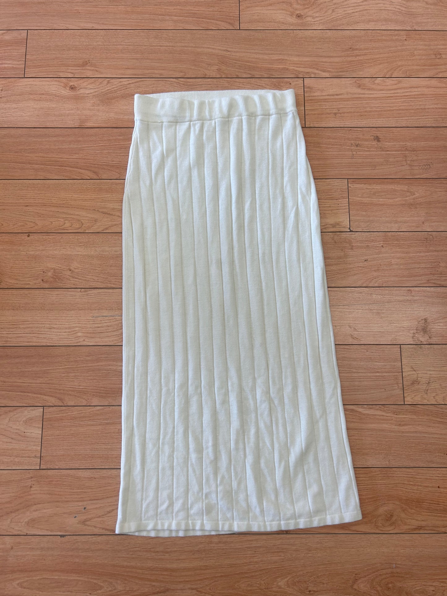 Vintage climax large white ribbed midi skirt