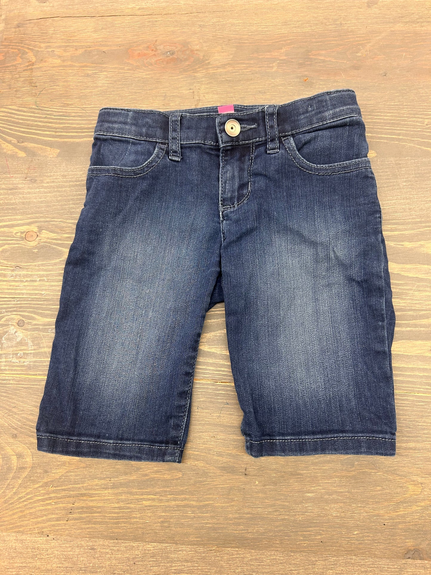 Children’s place 6 medium wash denim shorts