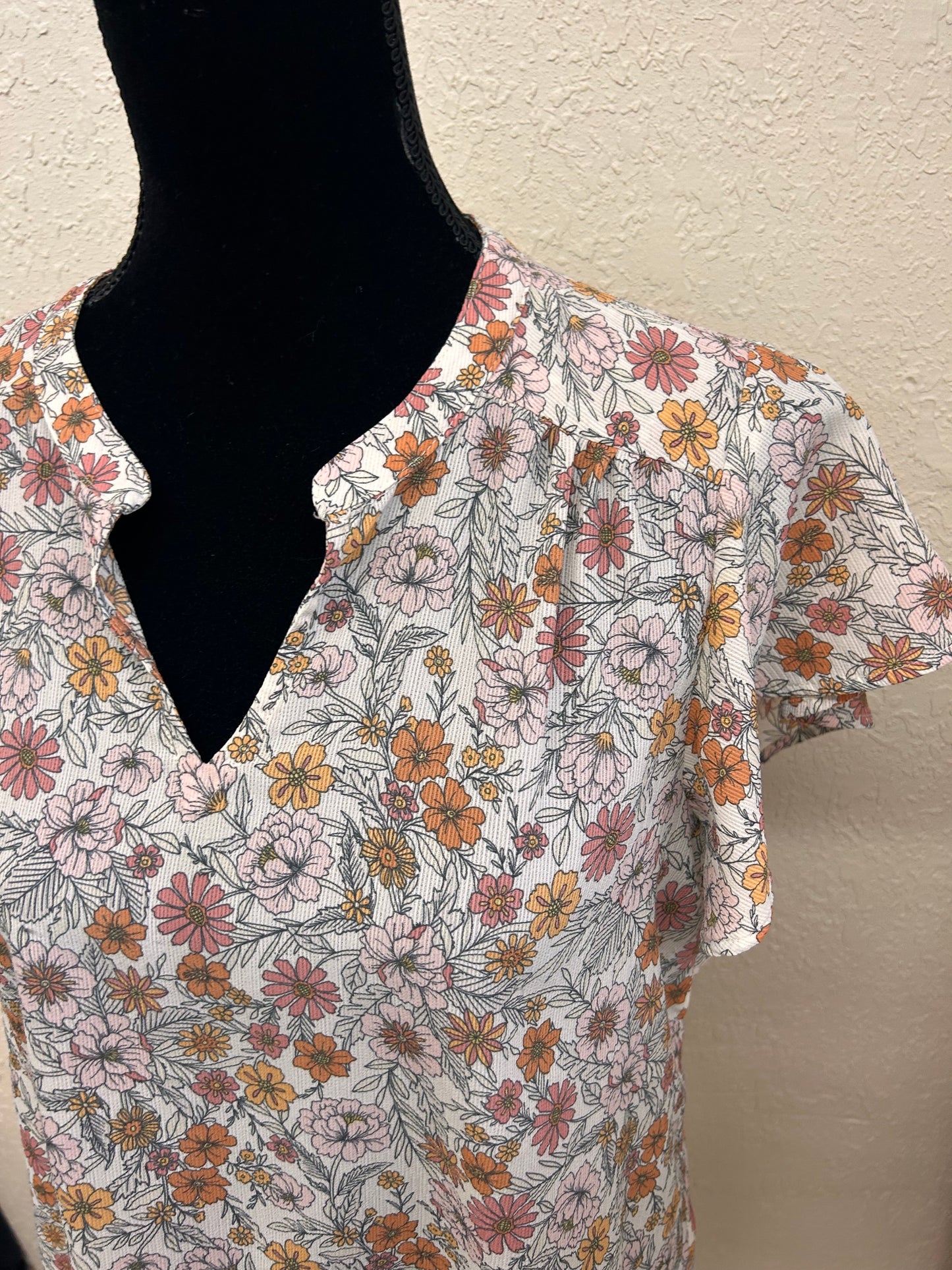 Denver Hayes large orange & pink floral blouse