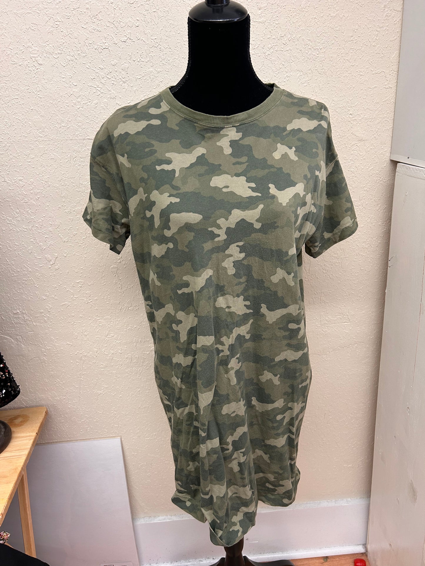 Old navy medium green camo Tshirt dress